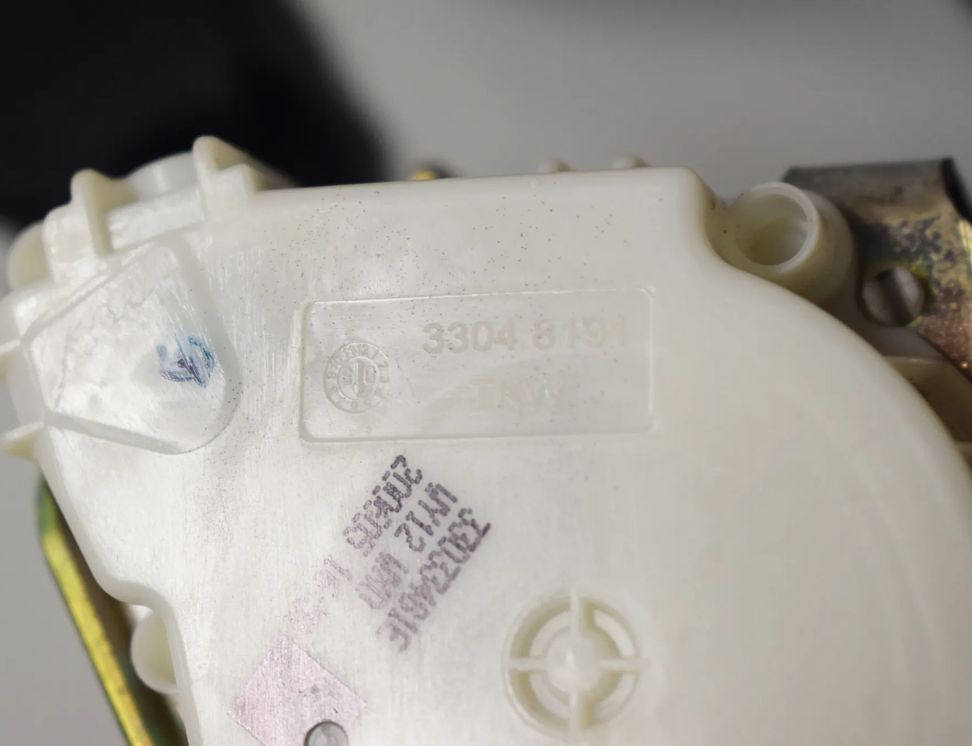 BMW X3 E83 (2003-2010) Ремень безопасности передний левый 33033481,33048191 10697766