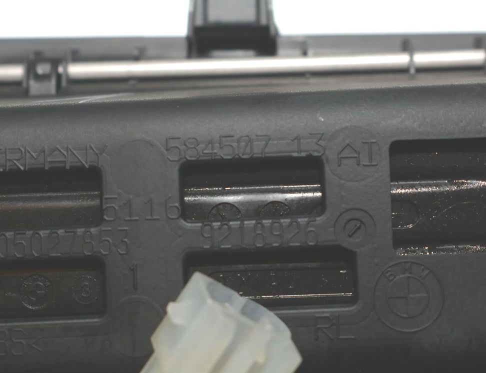 BMW 3 Series F30/F31 (2011-2020) Glāžu turētājs 9218926,8219700 11591874