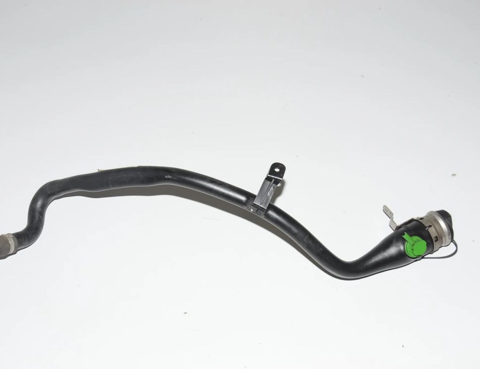 BMW 5 Series F10/F11 (2009-2017) Degvielas tvertnes caurule 7206353 13633506