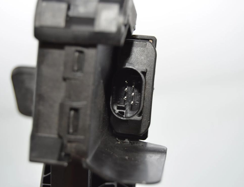 BMW 3 Series F30/F31 (2011-2020) Throttle Pedal 6853175,35406889818,6889818,35426853175,6793743,35426793743,6786588,35426786588,6770936,35426770936,6789528,35426789528 18283848