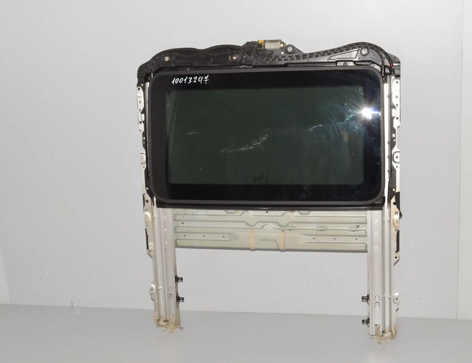 BMW 4 Series F32/F33/F36 (2013-2020) Sunroof 7316586,7300238,54107300238,7275627,54107275627,7316535,67617316535,7193398,67617193398,7275633 20579682