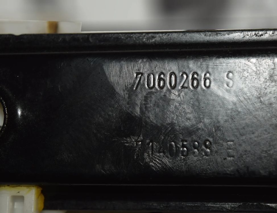 BMW 3 Series E90/E91/E92/E93 (2004-2013) Стеклоподъемник передней правой двери 7060266,6927028 2211334