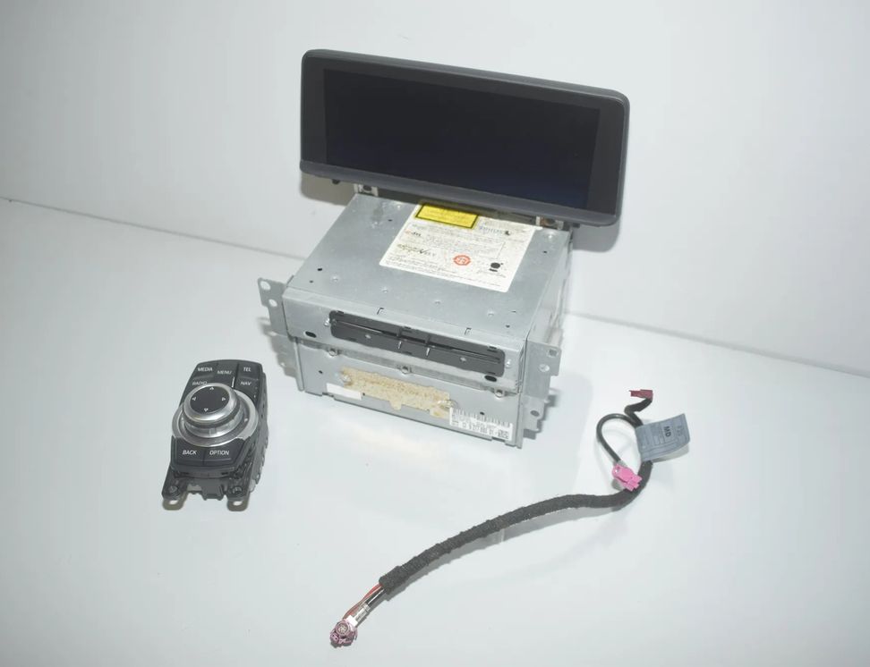 BMW 3 Series F30/F31 (2011-2020) Navigation System 9267955,65829267955,9252004,9277893,9253944,61319253944,65509252004,9281688,65509281688,9292248,65509292248,65129277893,9270701,65129270701 24307653