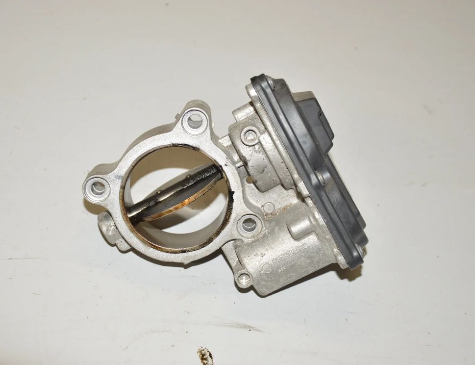 BMW 5 Series F10/F11 (2009-2017) Throttle Body 7810752 2562840