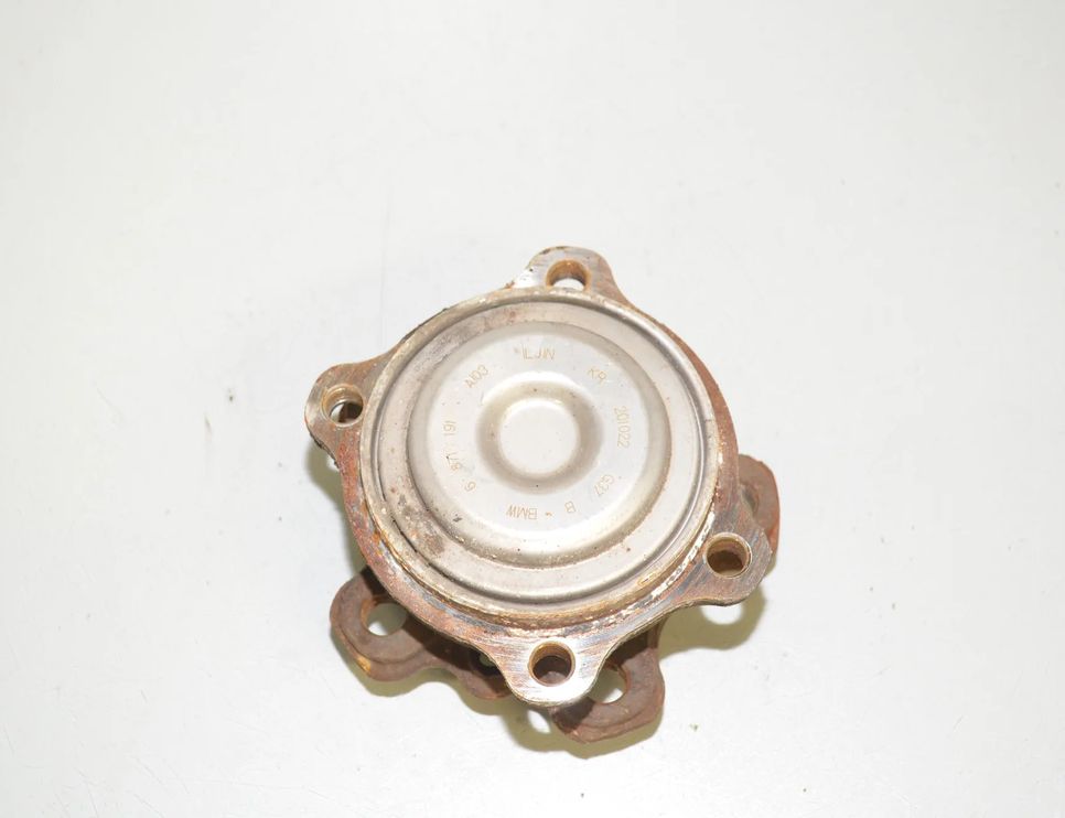 BMW 5 Series G30/G31 (2016-2023) Priekšējā labā riteņa gultnis 31206899176,31206866315,6866315,6899176 27538221
