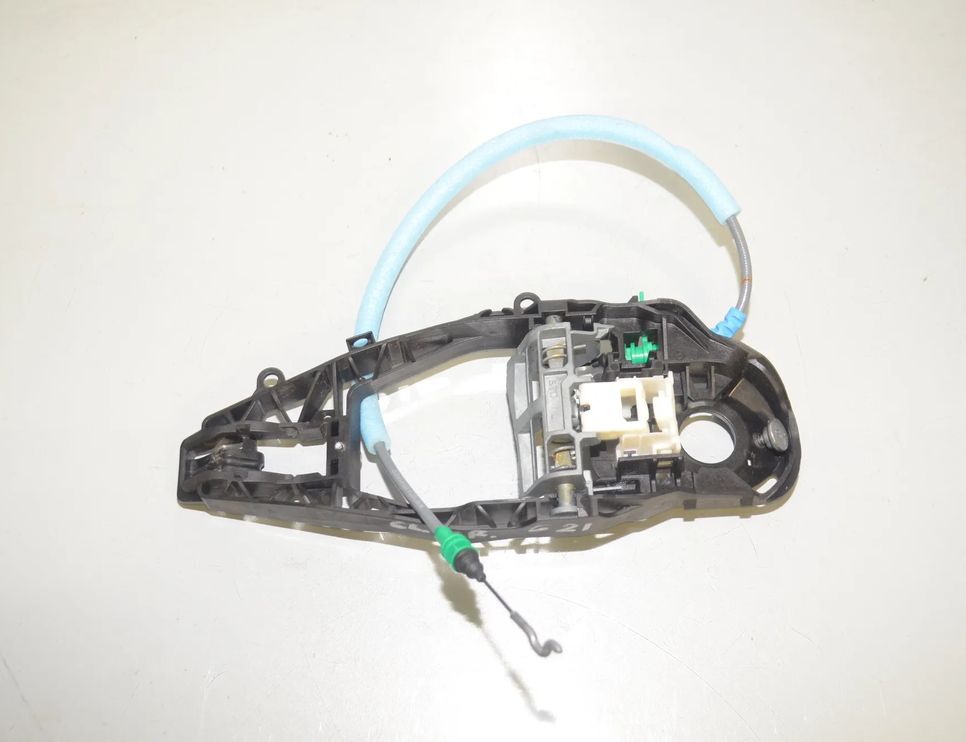 BMW 3 Series G20/G21/G28 (2018-2024) Aizmugurējo kreiso durvju iekšējā roktura rāmis / kronšteins 9881777,51219881777,51217439219,7439219 28353115