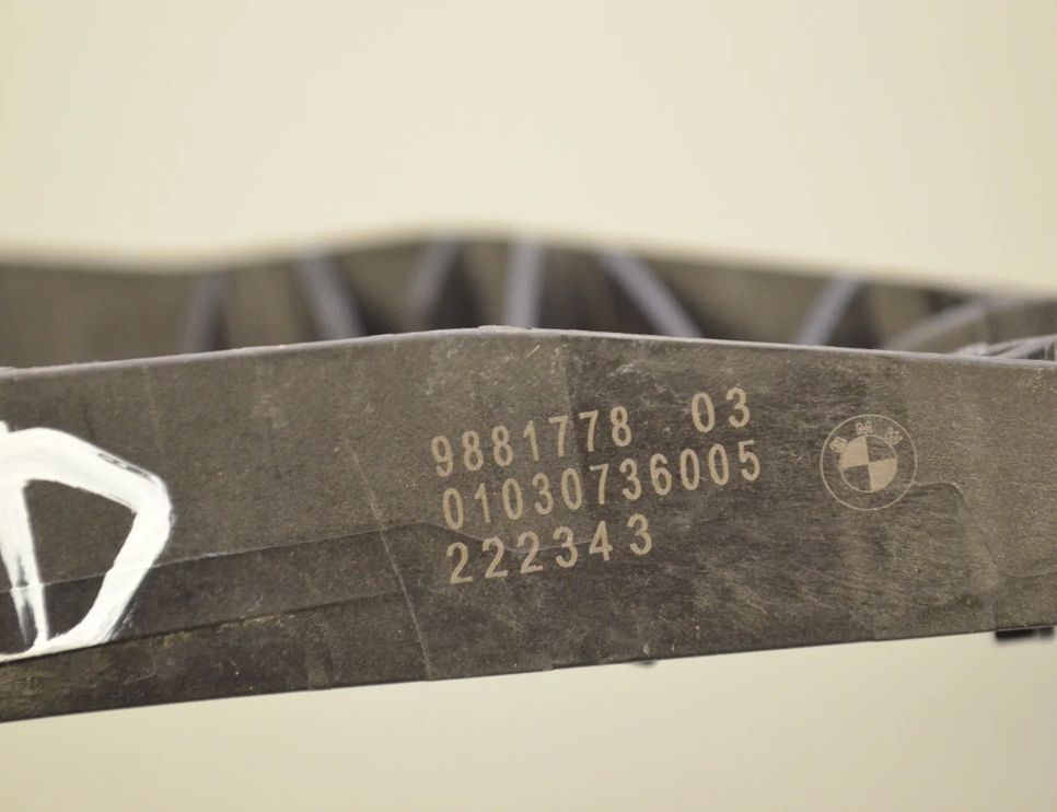 BMW 1 Series F40 (2019-2024) Кронштейн ручки задней правой двери 9881778,51219881778,51217439220,7439220 28539120