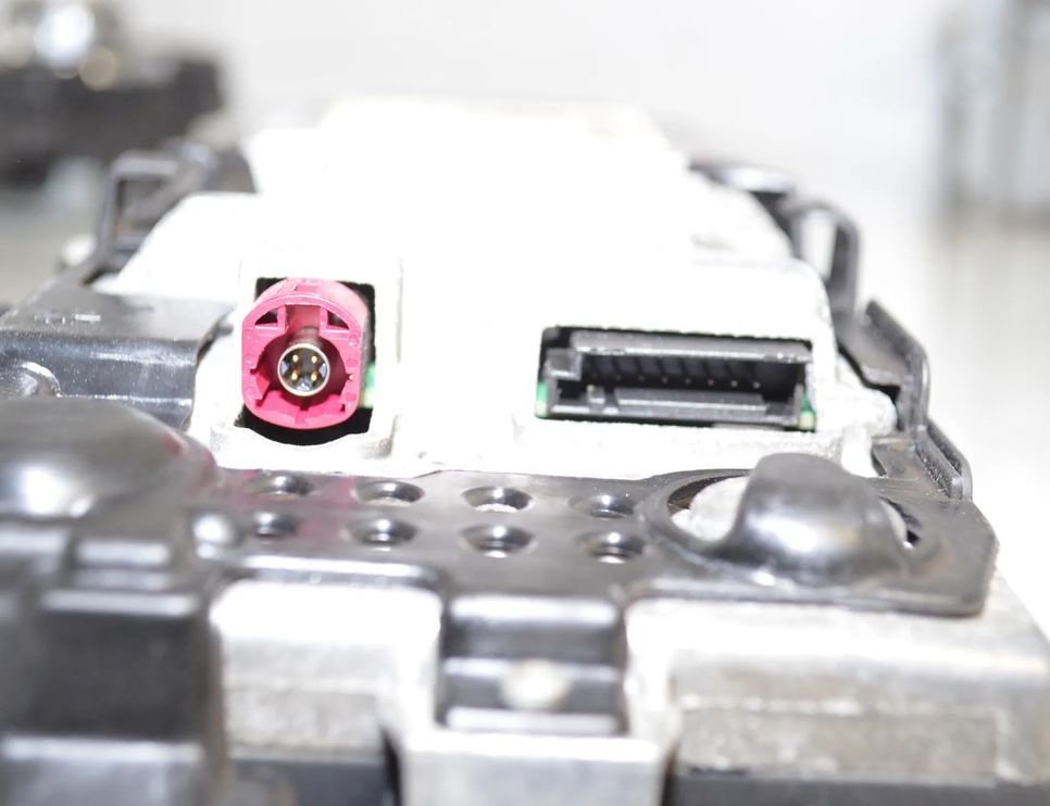 BMW 5 Series F10/F11 (2009-2017) Навигационная система 9206444,65829206444,65829212449,9212449,65829200317,9200317,9241826,65509241826,65509266385,9266385,65509243897,9243897,9257008,65129257008,65129239155,9239155,65129237173,9237173,65129228914,9228914,65129223394,9223394 31209333