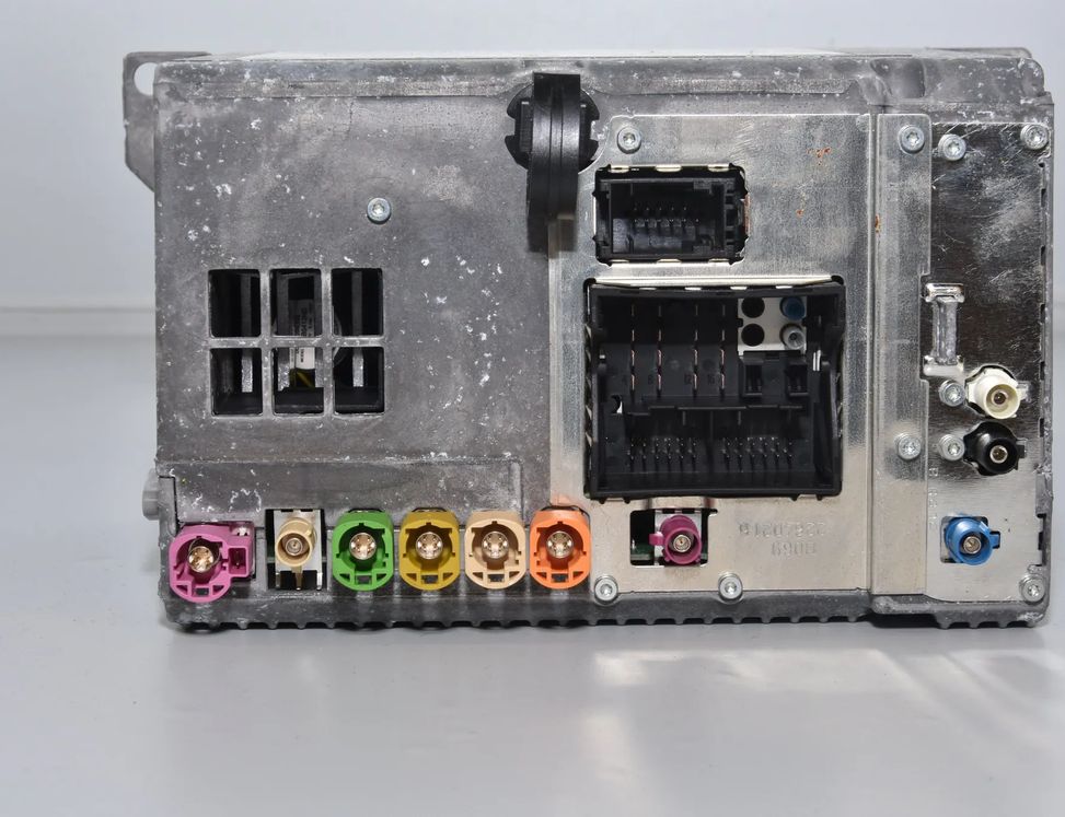 BMW 7 Series F01/F02 (2008-2015) Navigation System 9347819,9284969,9286701 3453507