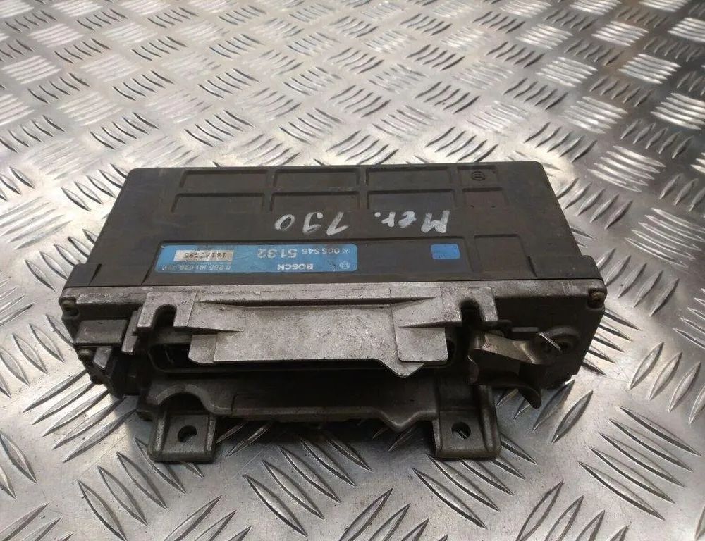 MERCEDES-BENZ E-Class W124 (1984-1997) ABS control unit 0055455132 31434605