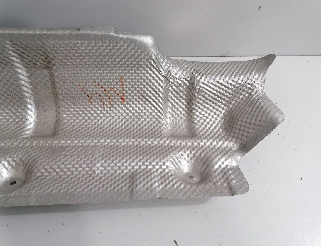 BMW M4 F82 (2014-2020) Siltuma aizsardzība 8055326 15279277