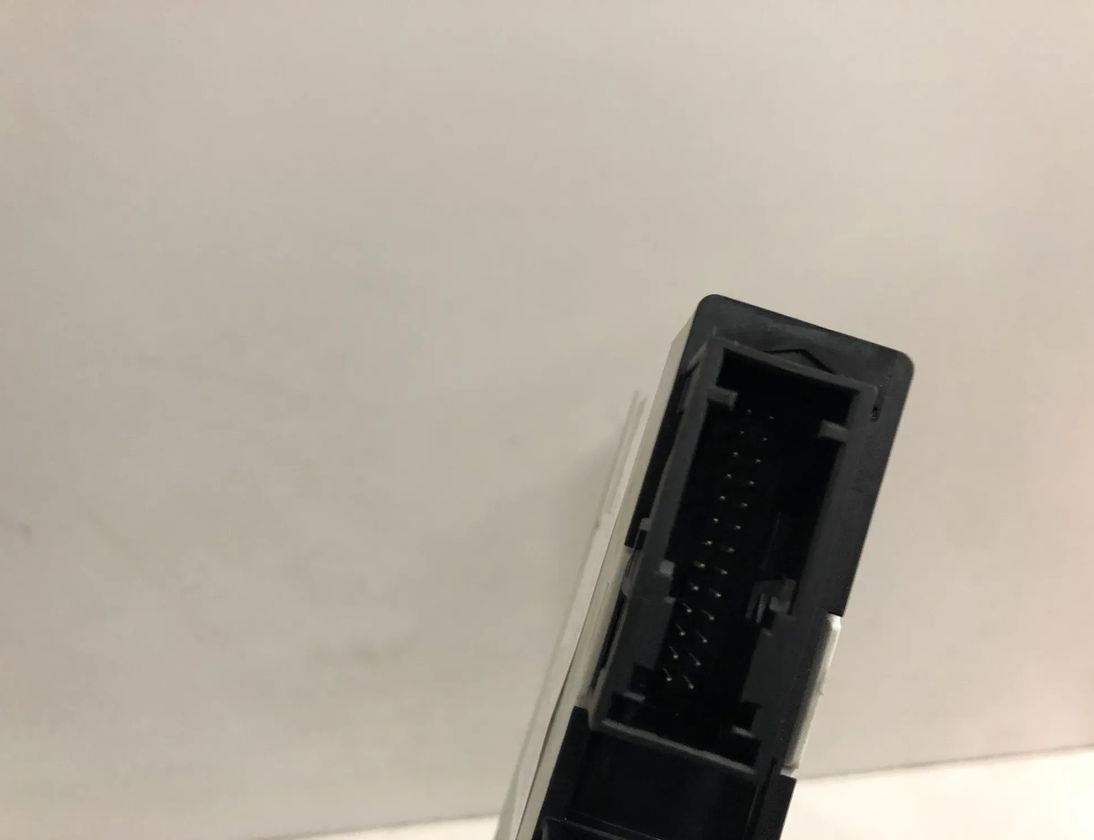 BMW 6 Series F06/F12/F13 (2010-2018) CAS/EWS 9301518,6809372,9367374,9359011,9347911,9339272,9318365,9299333,9282116,9268749,9241971,9226585,9226130,9226955,9224887 17330805