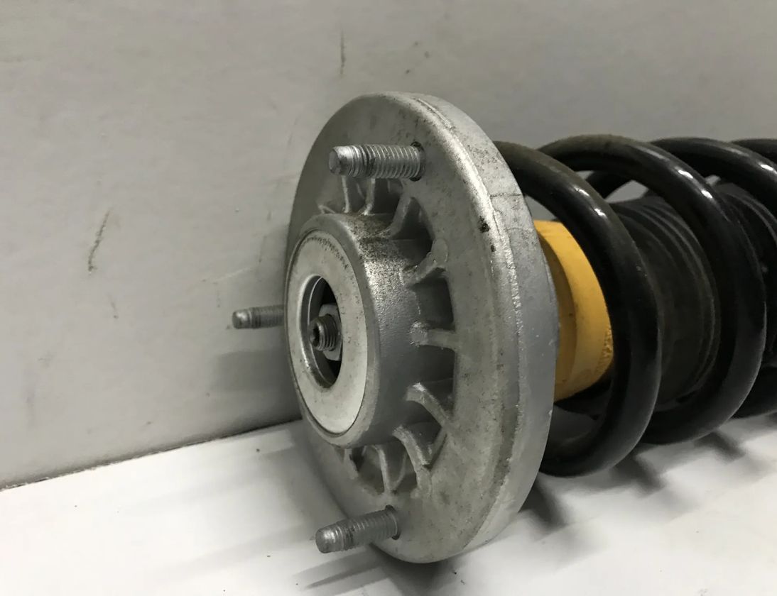 BMW 8 Series G14/G15/G16 (2018-2024) Rear Left Shock Absorber 6878103 21430651