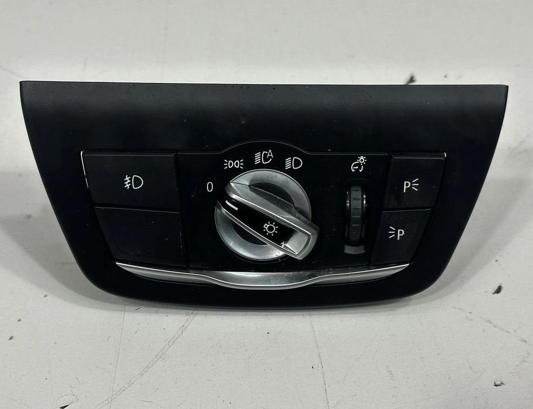 BMW X3 G01 (2017-2024) Переключатель света 9472964,6995031 23518789