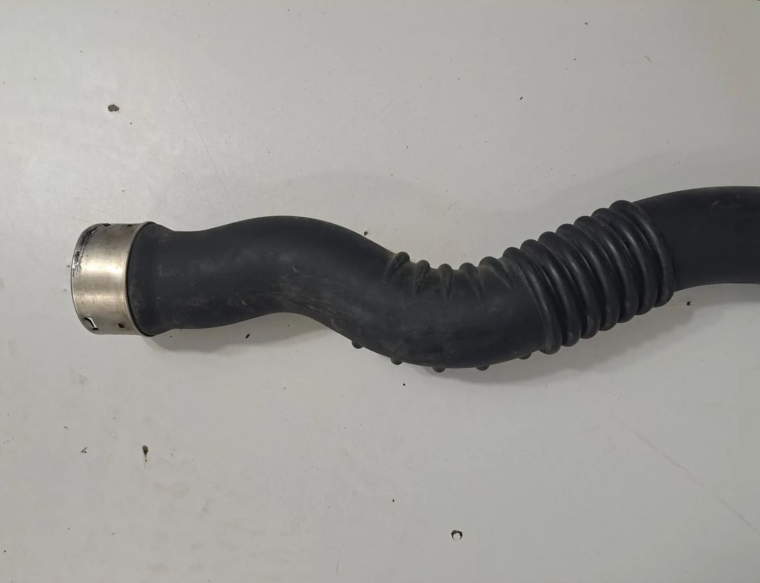 BMW 4 Series F32/F33/F36 (2013-2020) Intercooler Hose Pipe 7605044,7843531 23797571