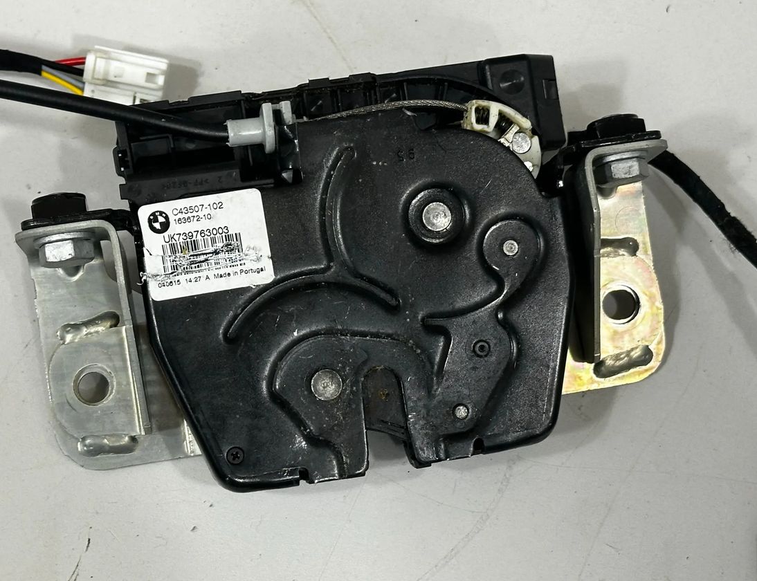 BMW X6 F16 (2014-2020) Замок крышки багажника 7397630,4821824 24296659