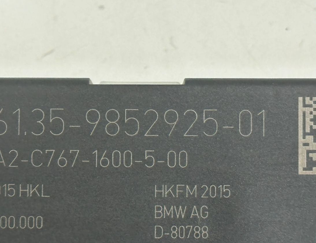 BMW 8 Series G14/G15/G16 (2018-2024) Aizmugurējā vāka / bagāžnieka vadības bloks 9852925,5A19DB2 25682326