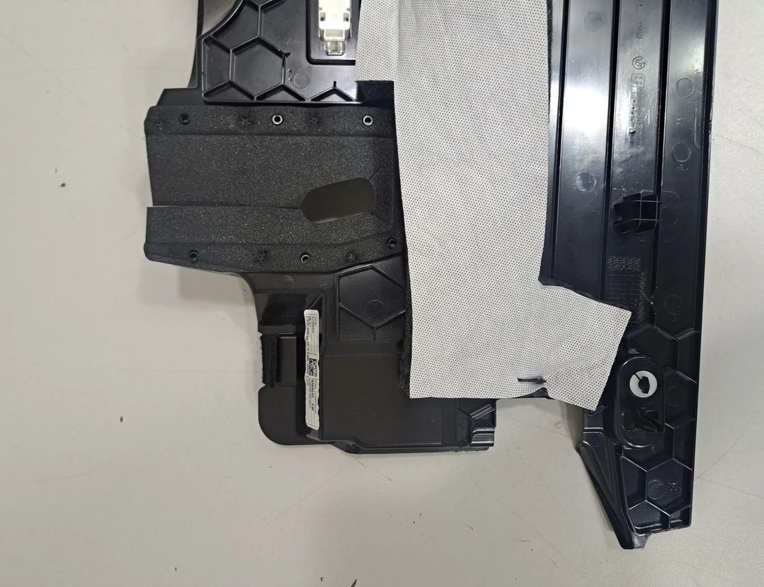 BMW X7 G07 (2018-2024) Paneļa apakšējā apdare 9399369,9151127,9458174 26084397