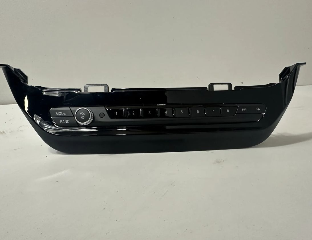 BMW X3 G01 (2017-2024) Mūzikas atskaņotāja pogas 5A47C38,7949334 27294815