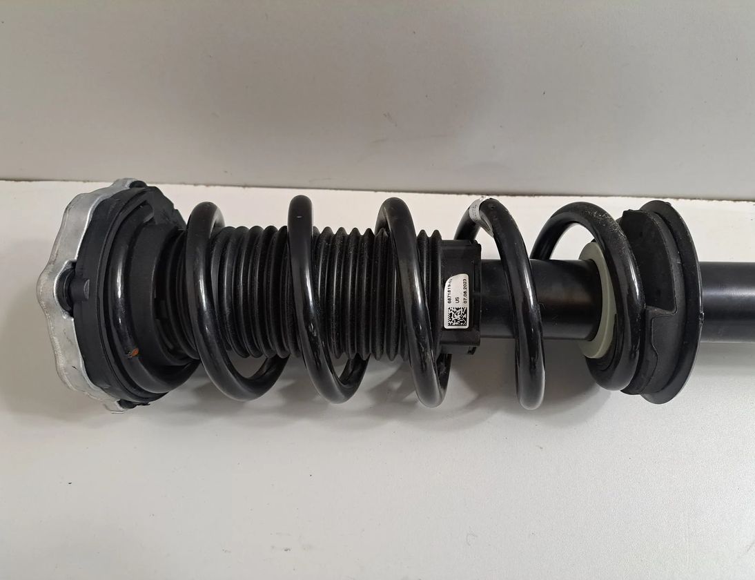 BMW X4 G02 (2018-2024) Rear Right Shock Absorber 6890945,6882819,6884917 27903067