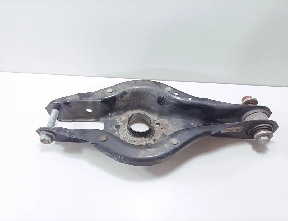 BMW 3 Series G20/G21/G28 (2018-2024) Рычаг задний правый 6884694,6867540 28400084