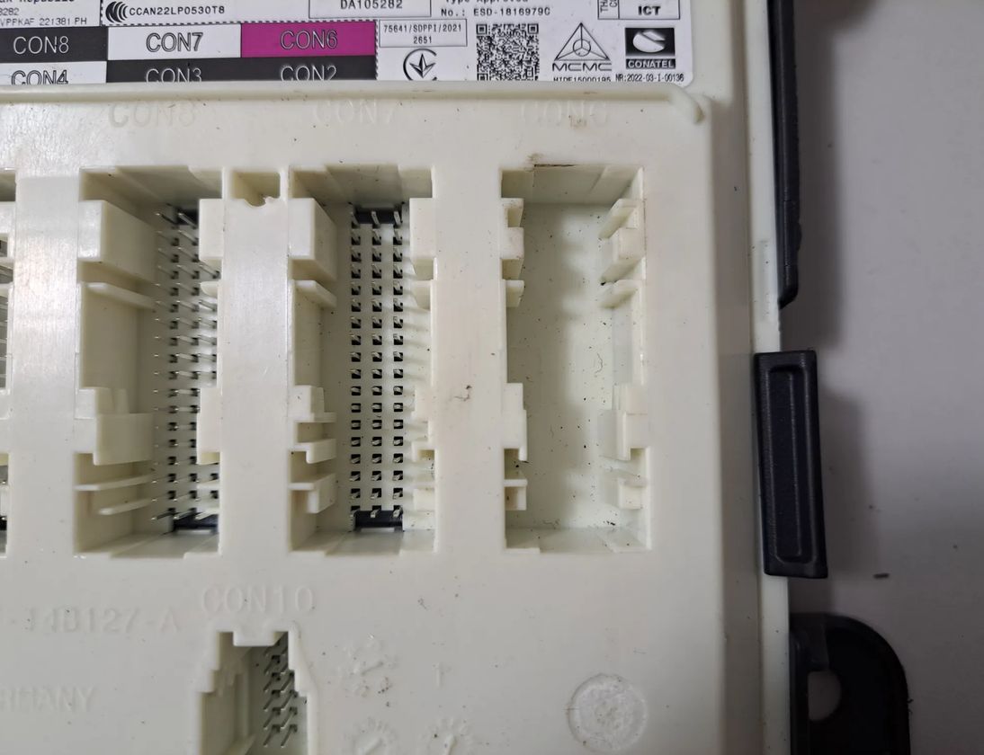 BMW i4 1 generation (2021-2024) Komforta vadības bloks 6991153,5B5BCF6,5A9C915,5A86B93,5A7C988,5A7F2A6,5A7EA25,5A71668,5A67205,5A57248,5A589E4,5A53377,5A4E0E0,5A45CC8,5B31359 29532431