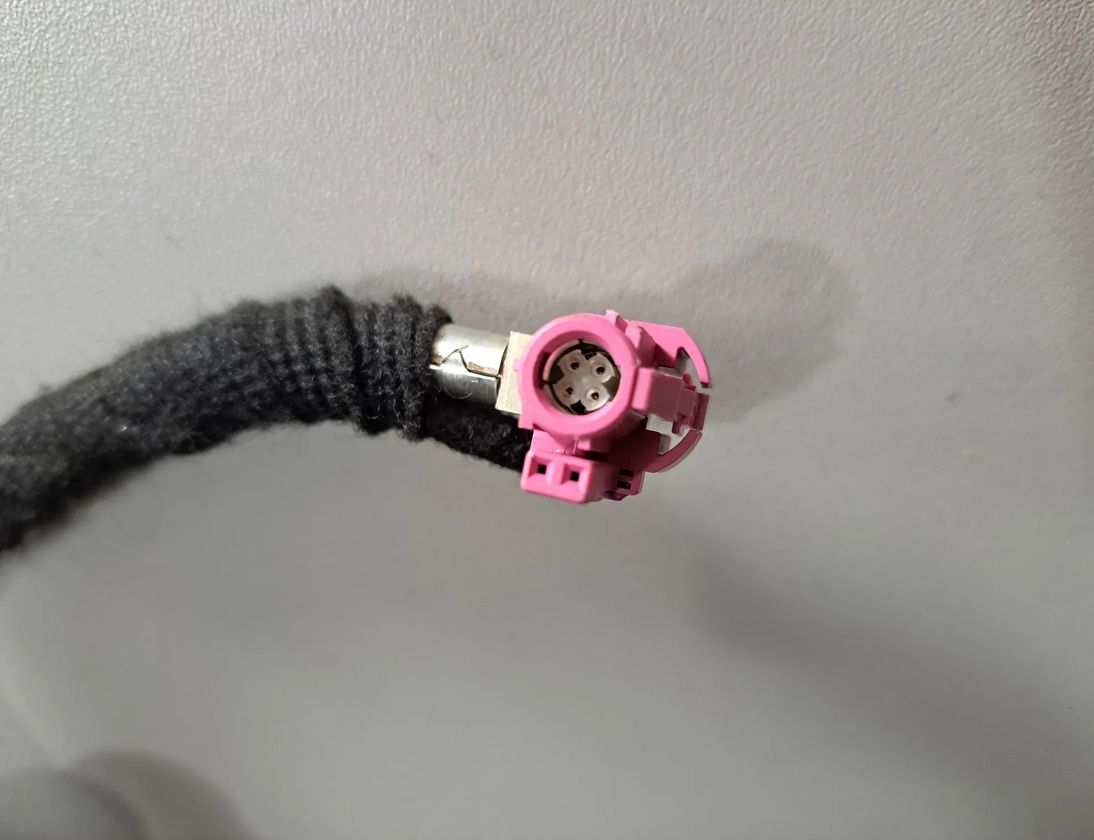 BMW 6 Series F06/F12/F13 (2010-2018) Навигационная система 9327318,9284976,9286707,6826790,6826772,6832270,6819950,9389856,9387565,9383069,9365764,9351679,9347822,9356496 30379410