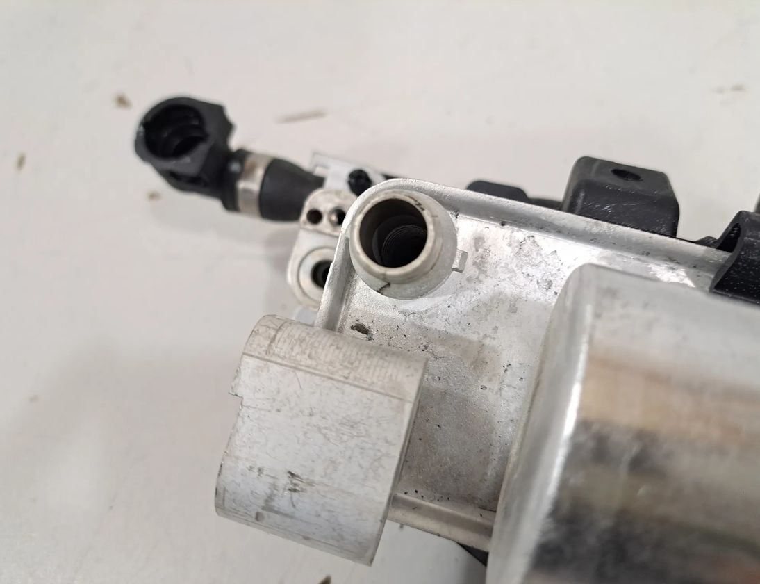 BMW X6 G06 (2019-2024) Air conditioner dehumidifier 5A245D9 31048026