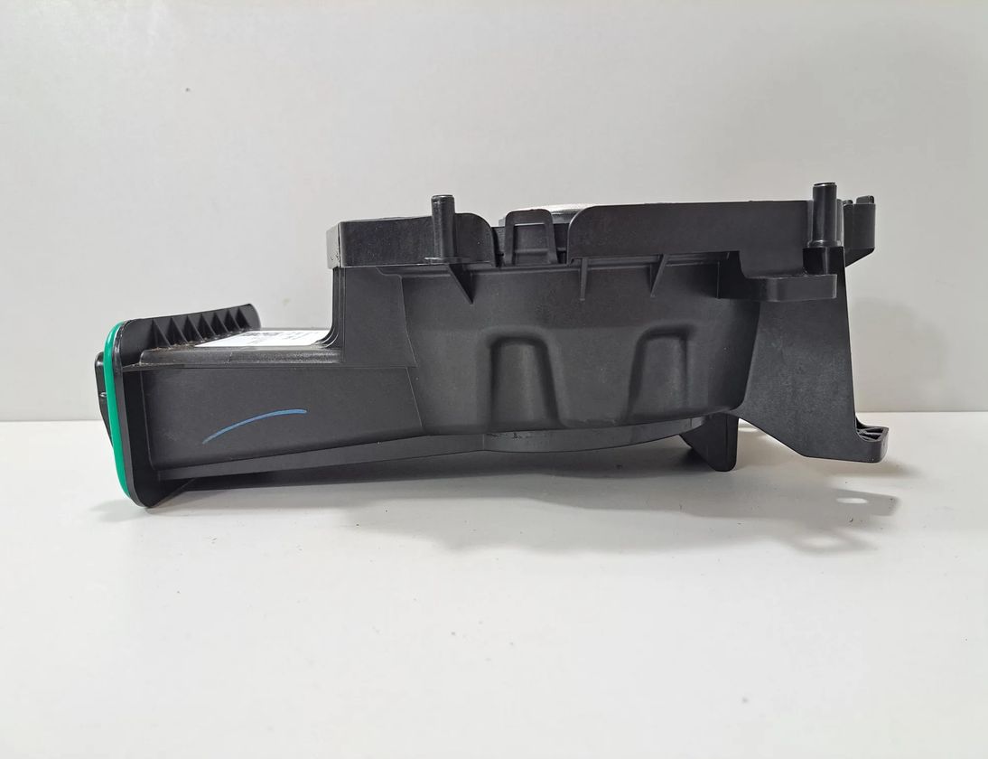 BMW X4 G02 (2018-2024) Right Side Floor Speaker Woofer 6811918 31494387