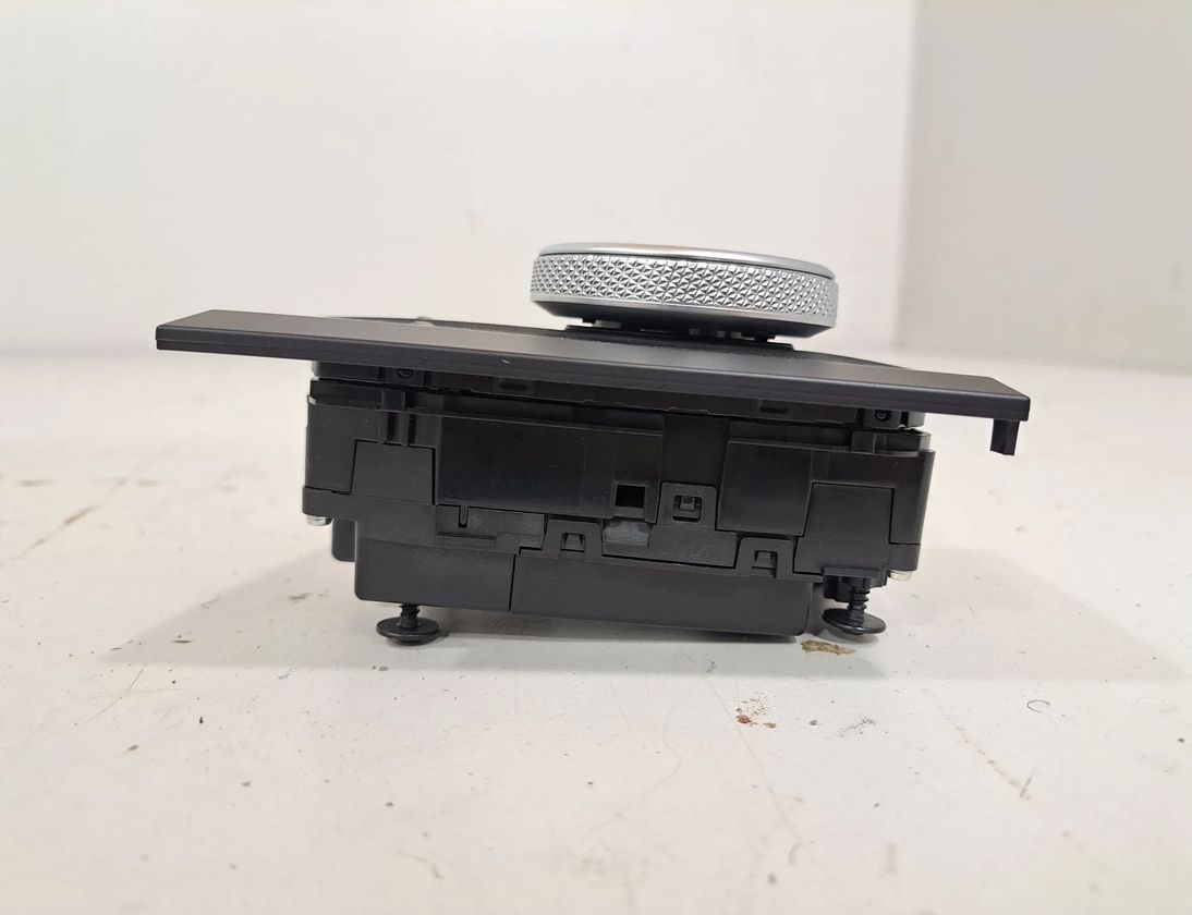 BMW X4 G02 (2018-2024) Navigation Control Knob 5B6D4E2,5B6B583,5A32A42,5A1D041,5A12F47,9423194,9891527,9462643,5A371B2 31641765