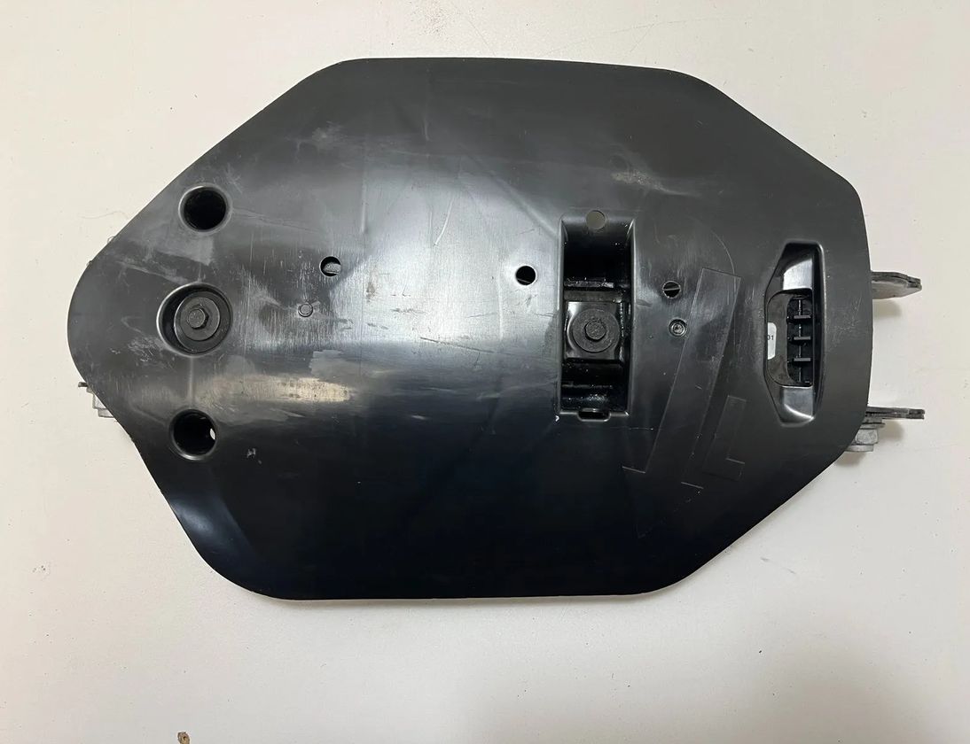 BMW X7 G07 (2018-2024) Подвеска задняя левая 6876653,6878021,6878017,6878029,6878037,8487517,5A38AC3,6895466,6887833,6873097,6878031,6877043 31642114