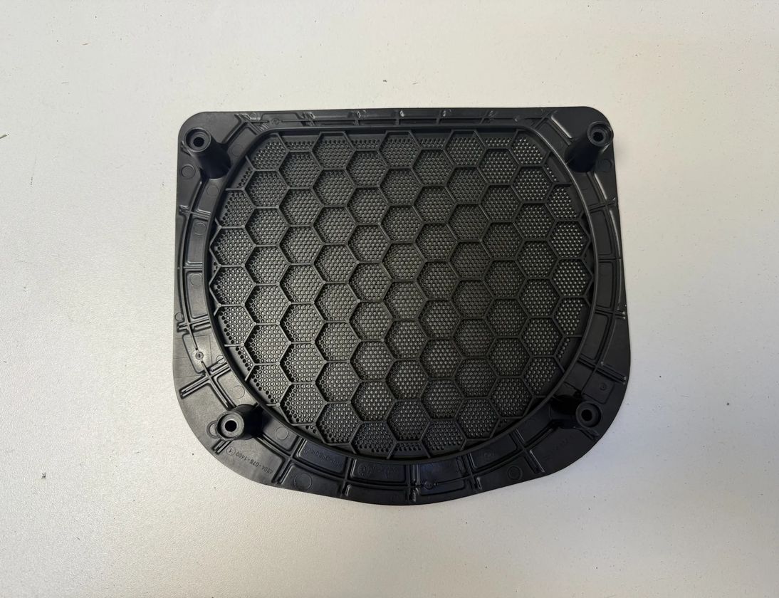 BMW X7 G07 (2018-2024) Низкочастотный динамик с левой стороны 2622516 31722786