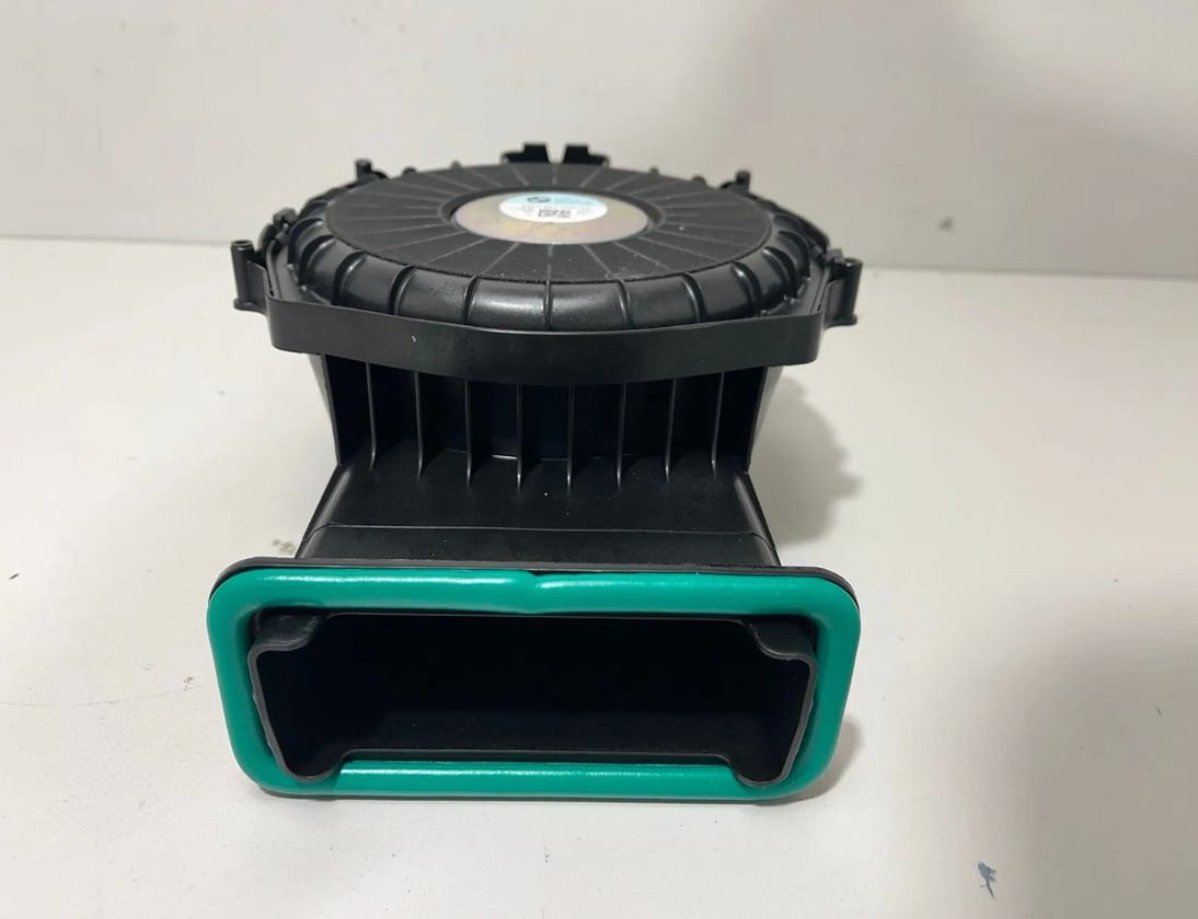 BMW X3 G01 (2017-2024) Right Side Floor Speaker Woofer 6811926 32059189