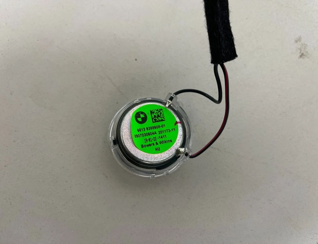 BMW M5 F90 (2017-2024) Звуковой динамик приборной панели 9388608,2622773 32079652