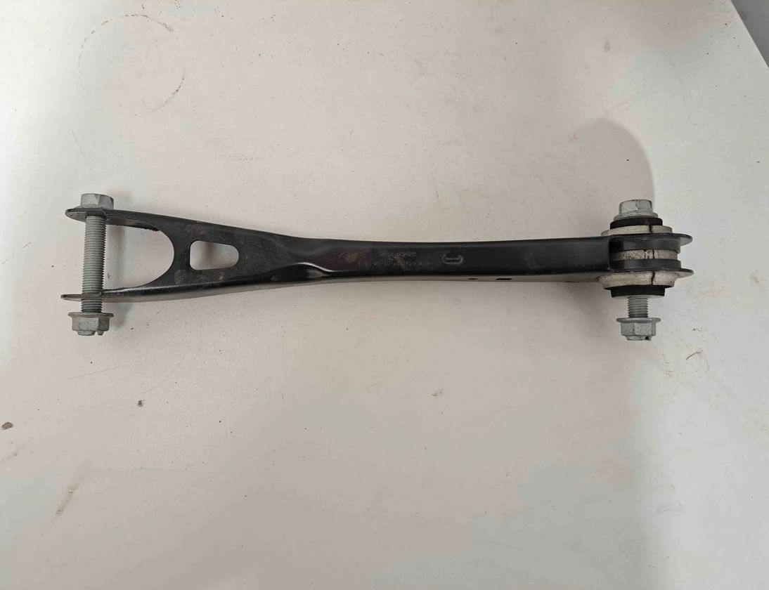 BMW X3 G01 (2017-2024) Aizmugurējā labā balstiekārta 6871002,6871016,6871020,6871012,6871006,6871023,8679940,6871801,6870532,6871028 32396114