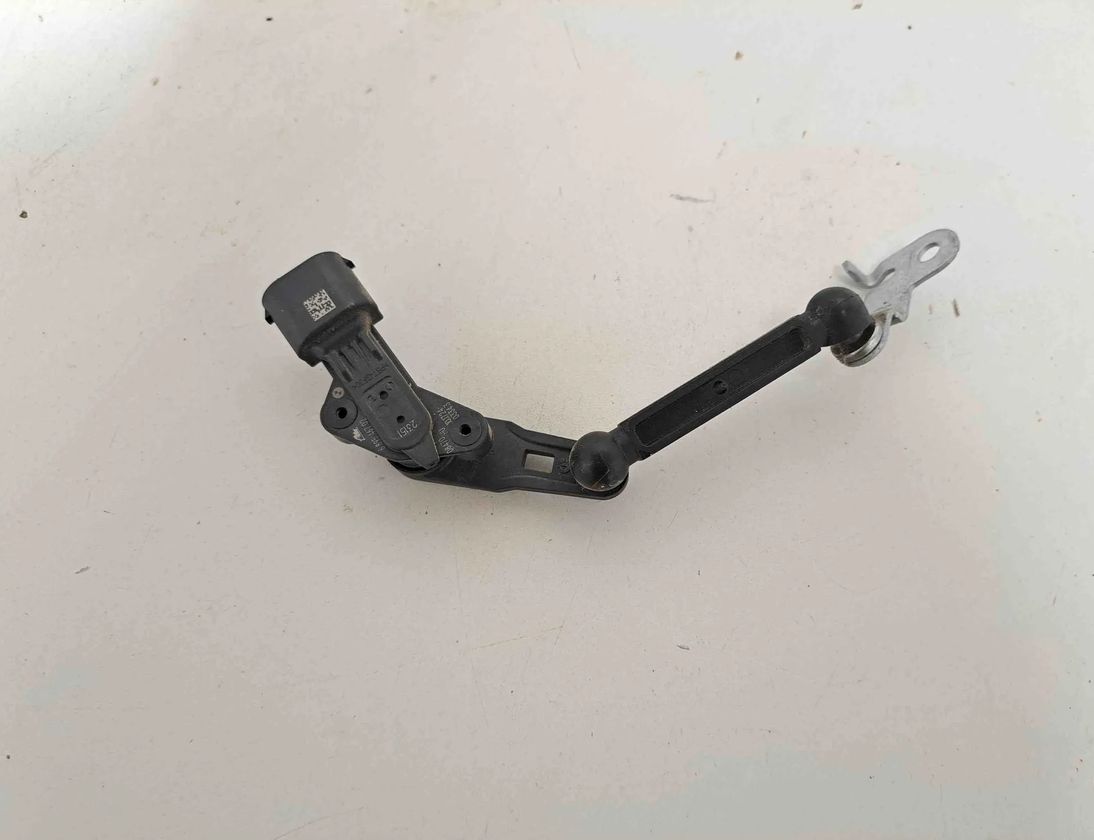 BMW X4 G02 (2018-2024) Датчик уровня высоты задний левый 6895467,6873097 32577246