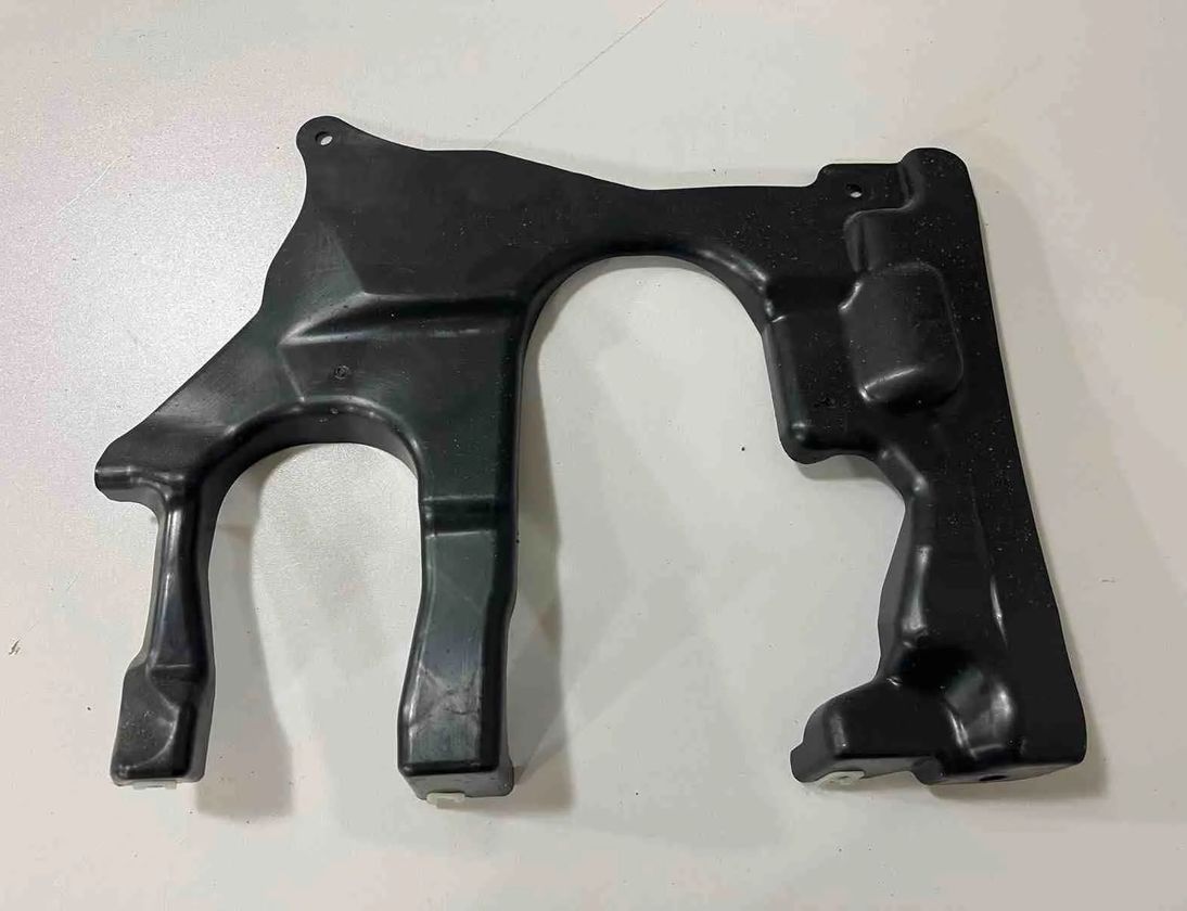 BMW X4 G02 (2018-2024) Защита от пыли амортизатора 7394807 32640045