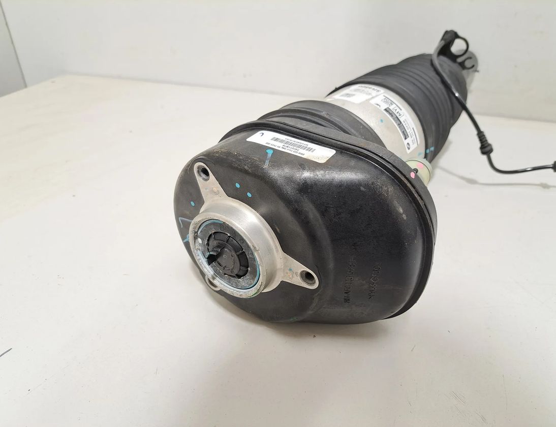 BMW X5 G05/G18 (2018-2024) Priekšējais labais gaisa amortizators 5A40B52,5B69E28,6887538 32794024