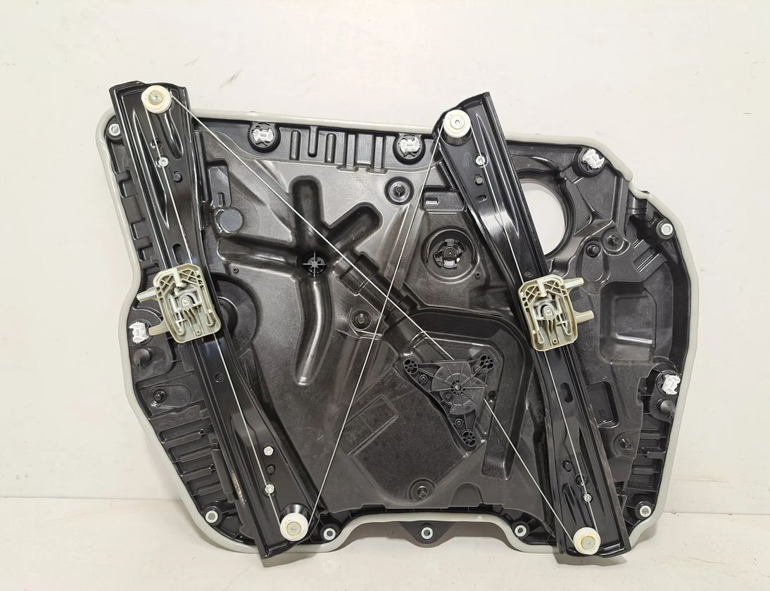 BMW X3 M F97 (2019-2023) Priekšējo labo durvju logu pacēlājs 7393458,7498148,5A5C893,7455081,7181701,7429621 32818601