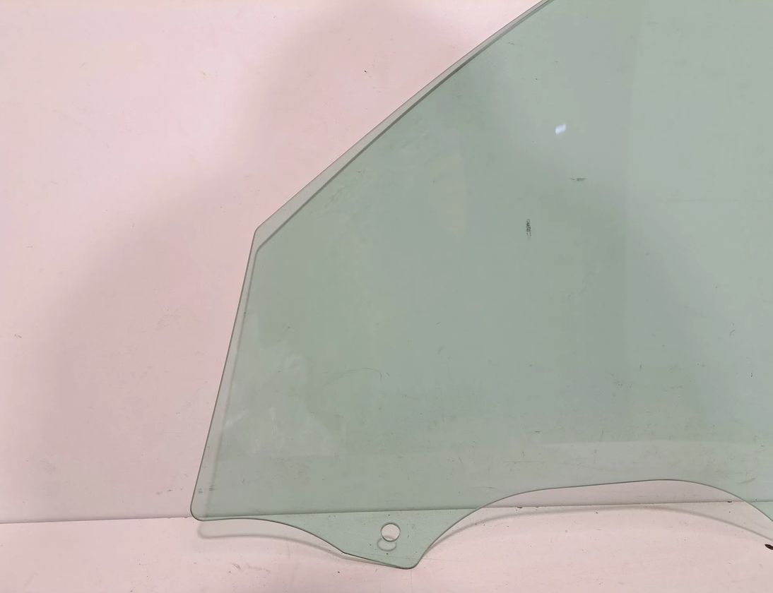 BMW X5 G05/G18 (2018-2024) Front Right Door Glass 7430938 32935919