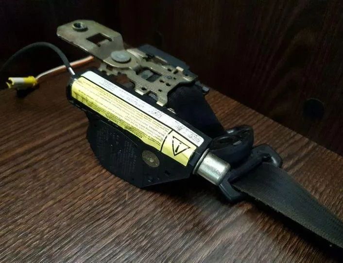 IVECO Daily 3 generation (1999-2006) Priekšējā kreisā drošības josta 33004573F,33017280A1,048006 27328782