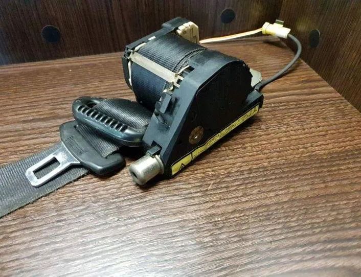 IVECO Daily 3 generation (1999-2006) Priekšējā kreisā drošības josta 33004573F,33017280A1,048006 27328782