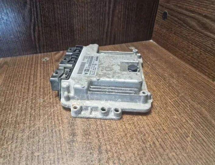 CITROËN Berlingo 2 generation (2008-2023) Блок управления двигателем 0281012620,9659614980 27335312