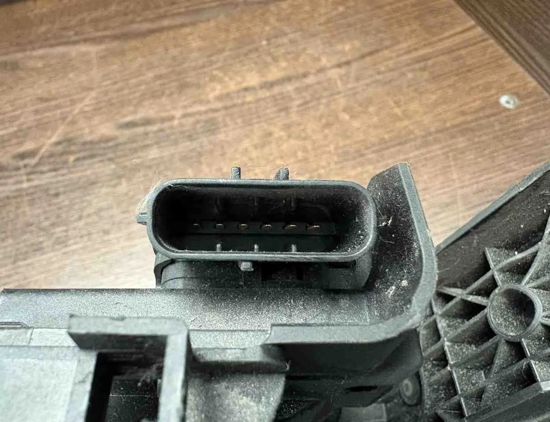 VOLKSWAGEN Passat B5 (1996-2005) Akseleratora / gāzes pedālis 1K1723503L,6PV00860001 32550258