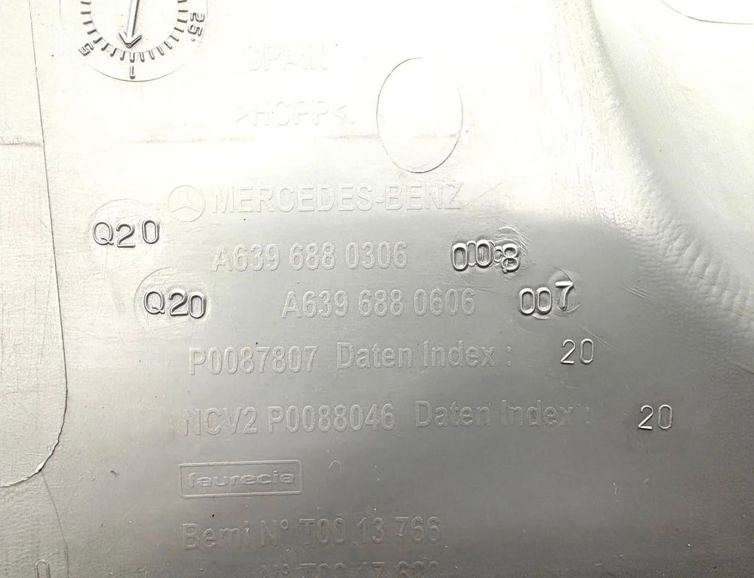 MERCEDES-BENZ Vito W639 (2003-2015) Panel trim shield A6396880306,6396880306,A6396880606,6396880606 32794679