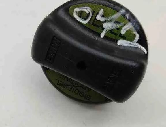 BMW 3 Series E90/E91/E92/E93 (2004-2013) Крышка топливного бака PA66GF30 32613063