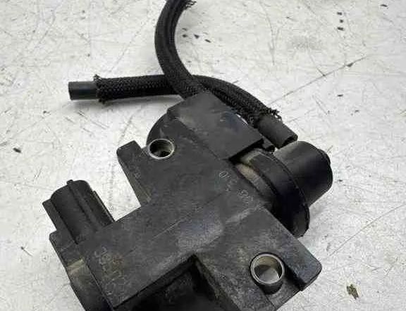 TOYOTA Avensis 3 generation (2009-2020) Solenoid Valve 09T007,258190R011,70051308 32613718