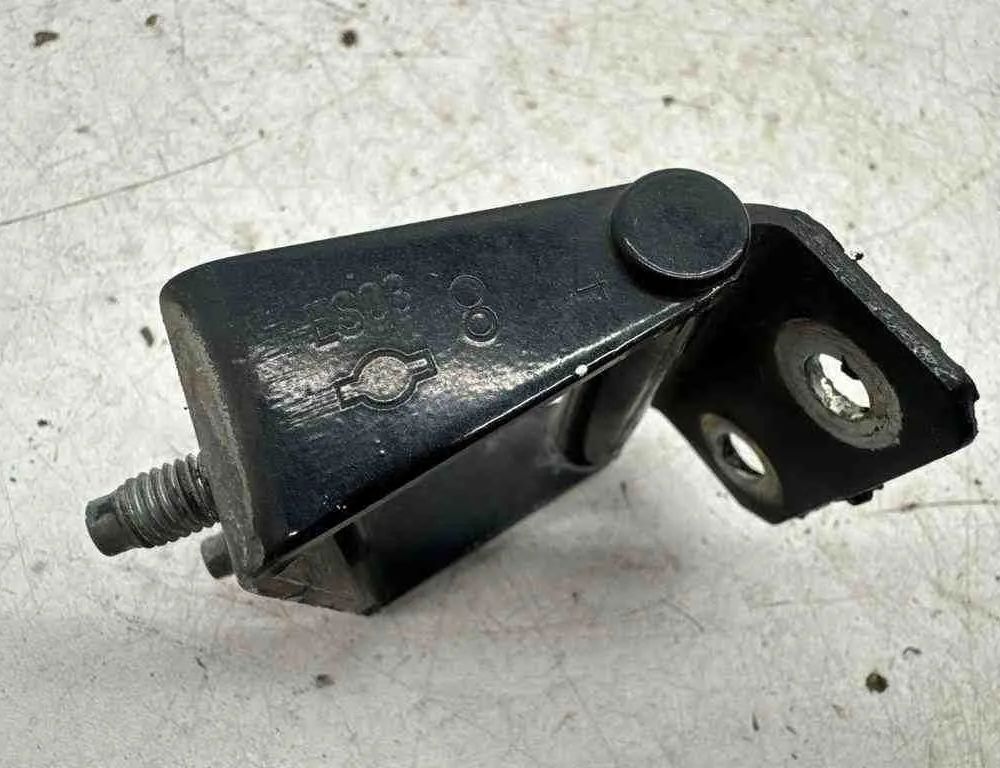 NISSAN Qashqai 2 generation (2013-2023) Right Side Bootlid Hinge ES03B4,ES03 32613991