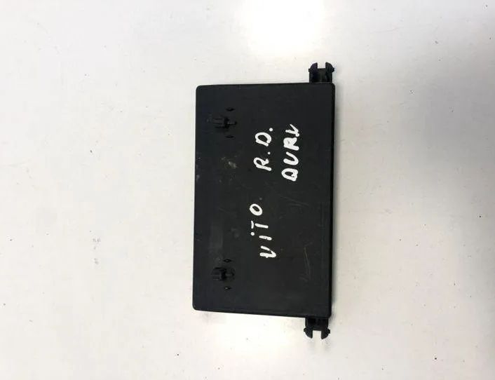 MERCEDES-BENZ Vito W639 (2003-2015) Блок управления дверей задние правые 6398200326,00006170 24707645