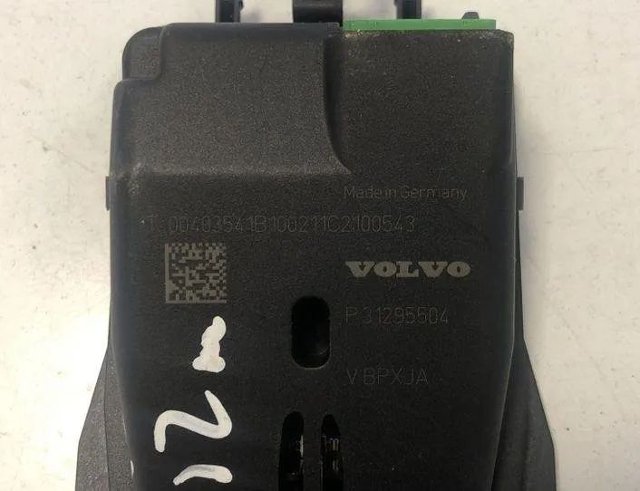 VOLVO XC60 1 generation (2008-2017) Камера передняя 31295504 24708732